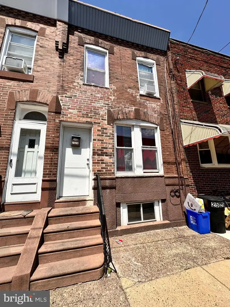 2528 S Jessup St, Philadelphia, PA 19148 - #1