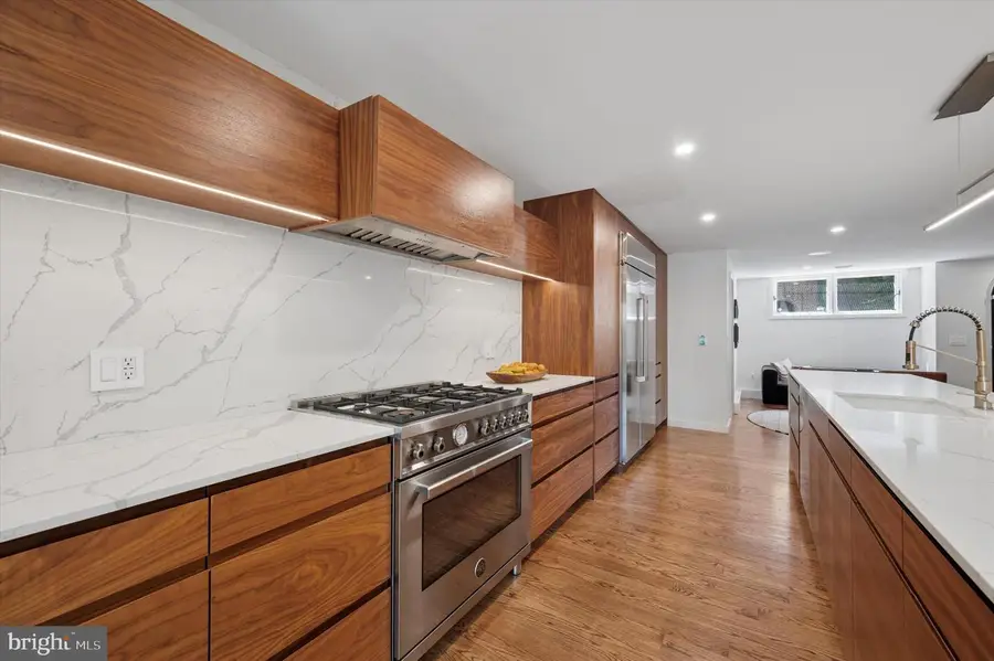 283 Locust St, Philadelphia, PA 19106 - Image #3