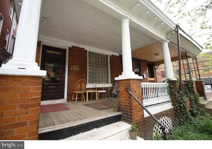 236 S 45th St, Philadelphia, PA 19104 - Image #2