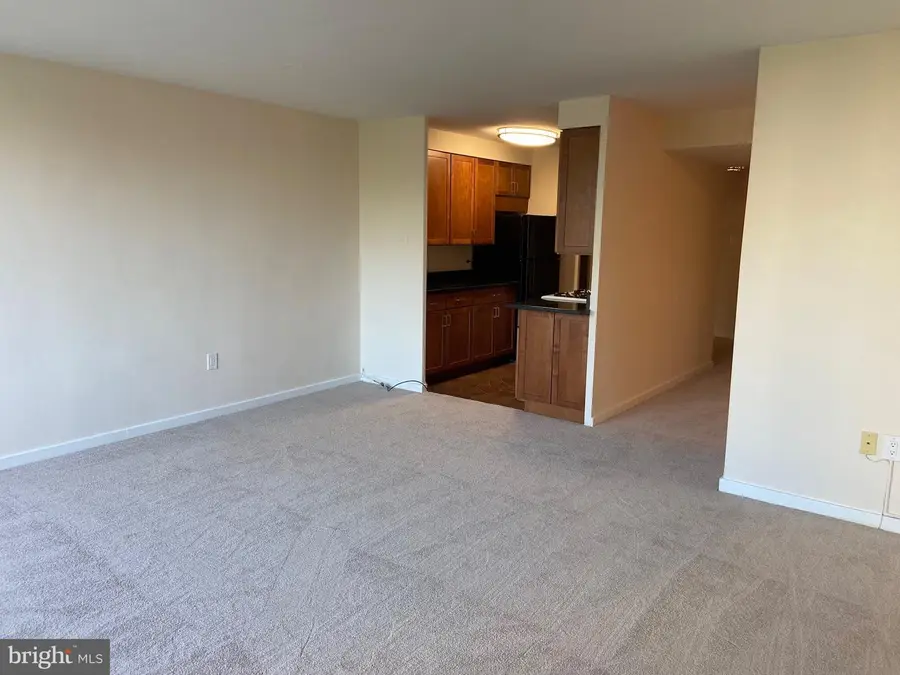 604-36 S Washington Sq #810, Philadelphia, PA 19106 - Image #2