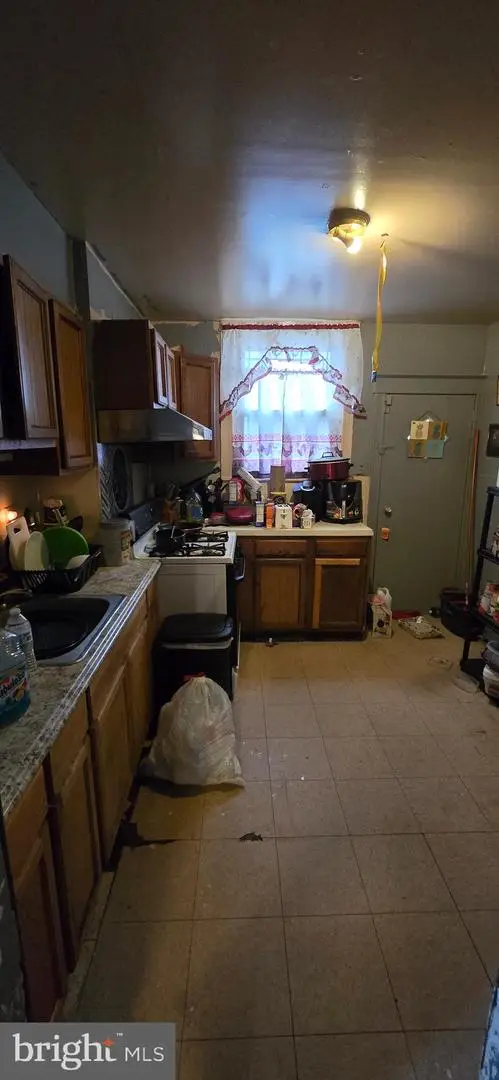 786 Smylie Rd, Philadelphia, PA 19124 - Image #2