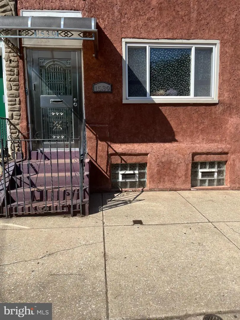 1539 W Thompson St, Philadelphia, PA 19121 - Image #1