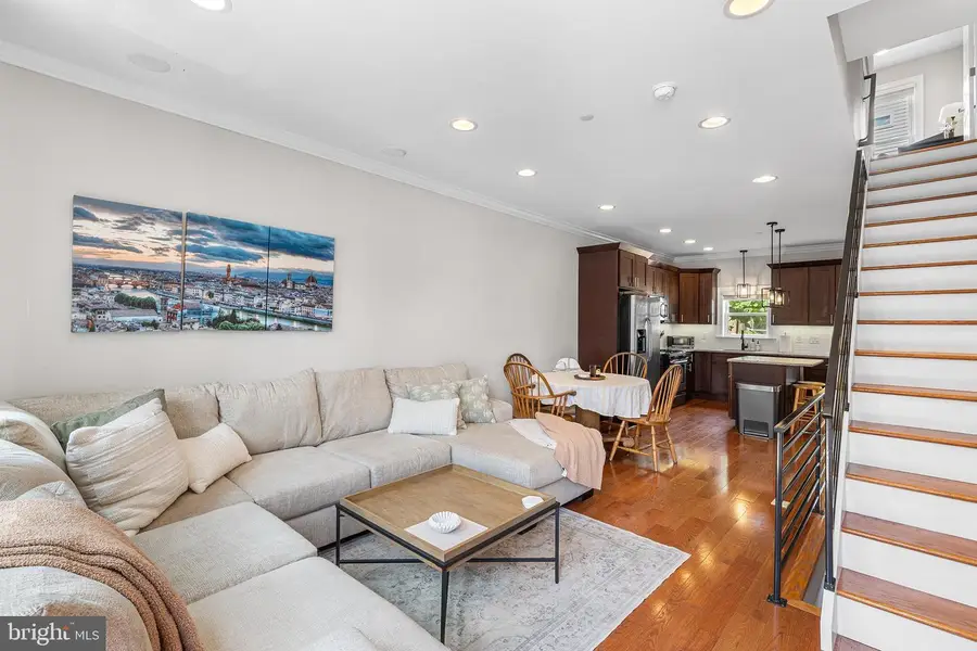 629 Mercy St, Philadelphia, PA 19148 - Image #2