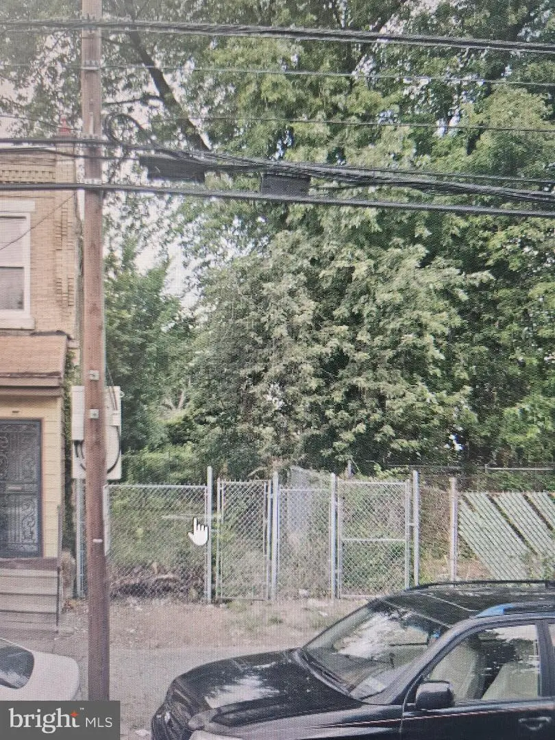 608 S 61st St, Philadelphia, PA 19143 - Image #2