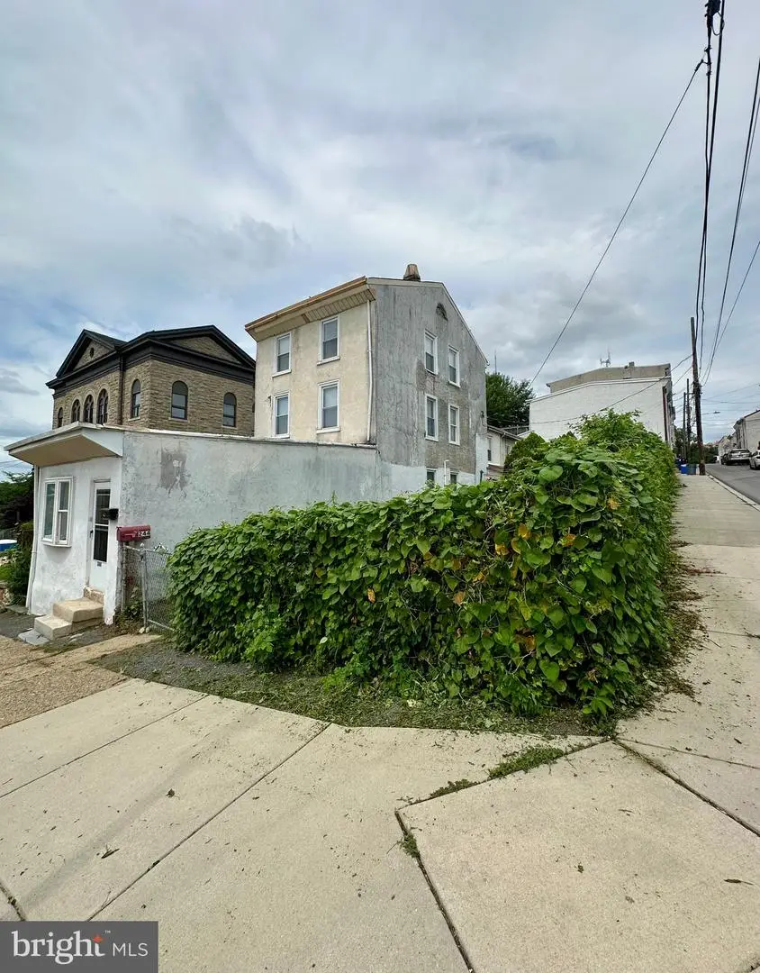 244 Hermitage St, Philadelphia, PA 19127 - Image #2