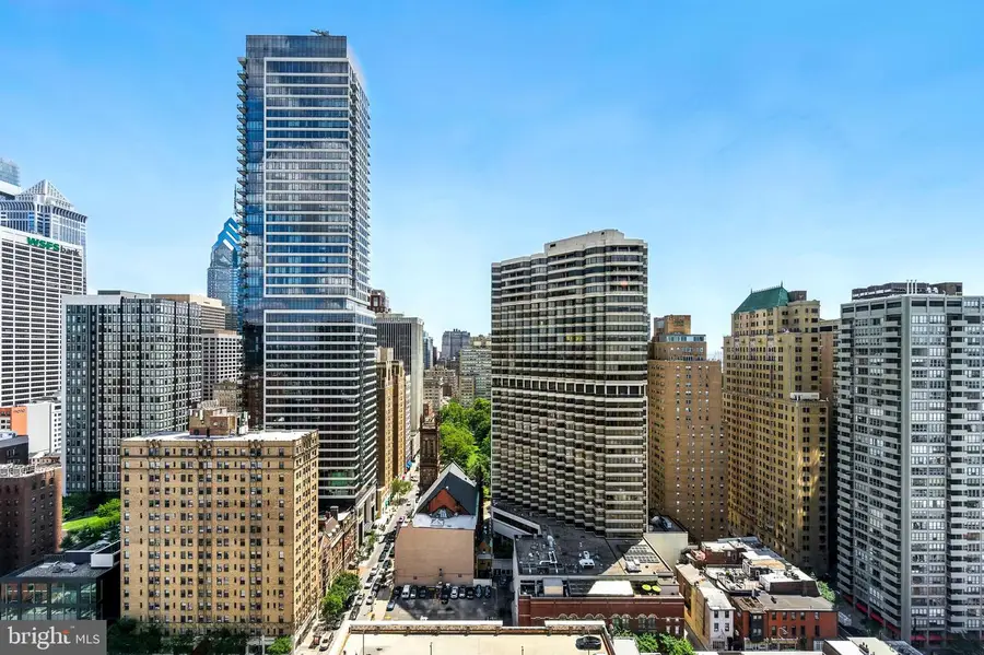 2020 Walnut St #29d, Philadelphia, PA 19103 - Image #2