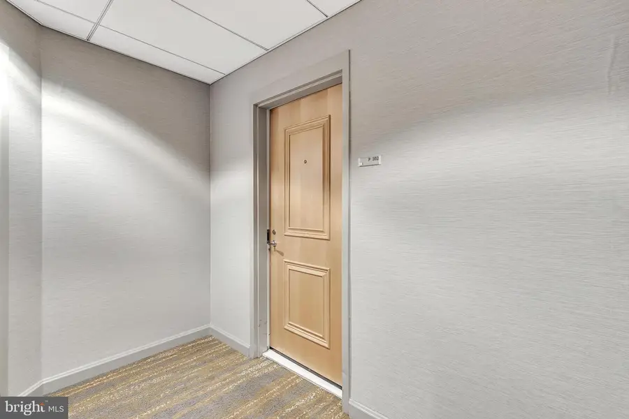 901 N Penn St #p302, Philadelphia, PA 19123 - Image #2