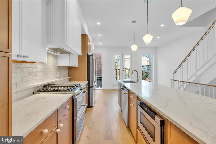 522 S 17th St, Philadelphia, PA 19146 - Image #2