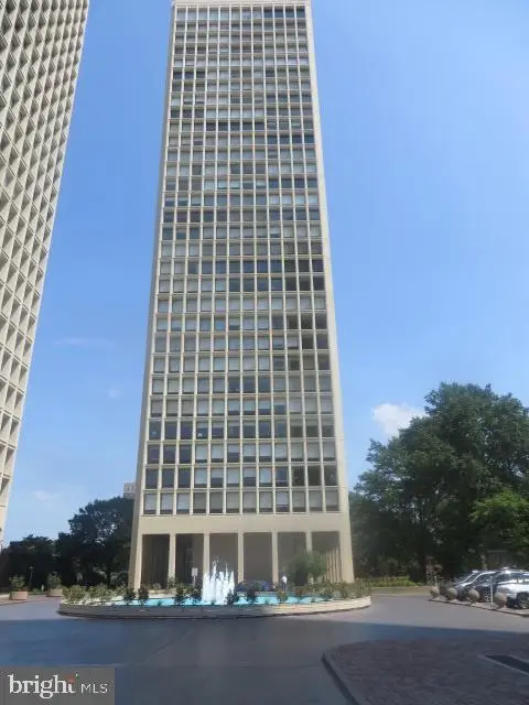 200 Locust St #8a, Philadelphia, PA 19106 - Image #1