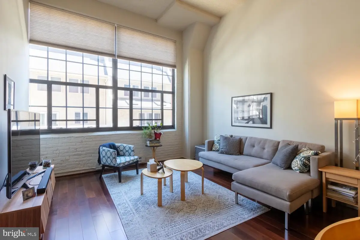 2429-41 Locust St #212, Philadelphia, PA 19103 - Image #1