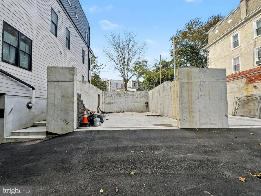 210 Kalos St, Philadelphia, PA 19128 - Image #2
