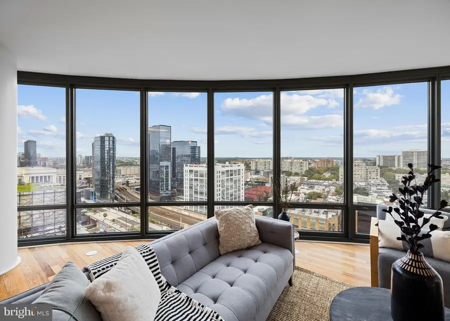 2101 Market St #1901/02, Philadelphia, PA 19103 - Image #2