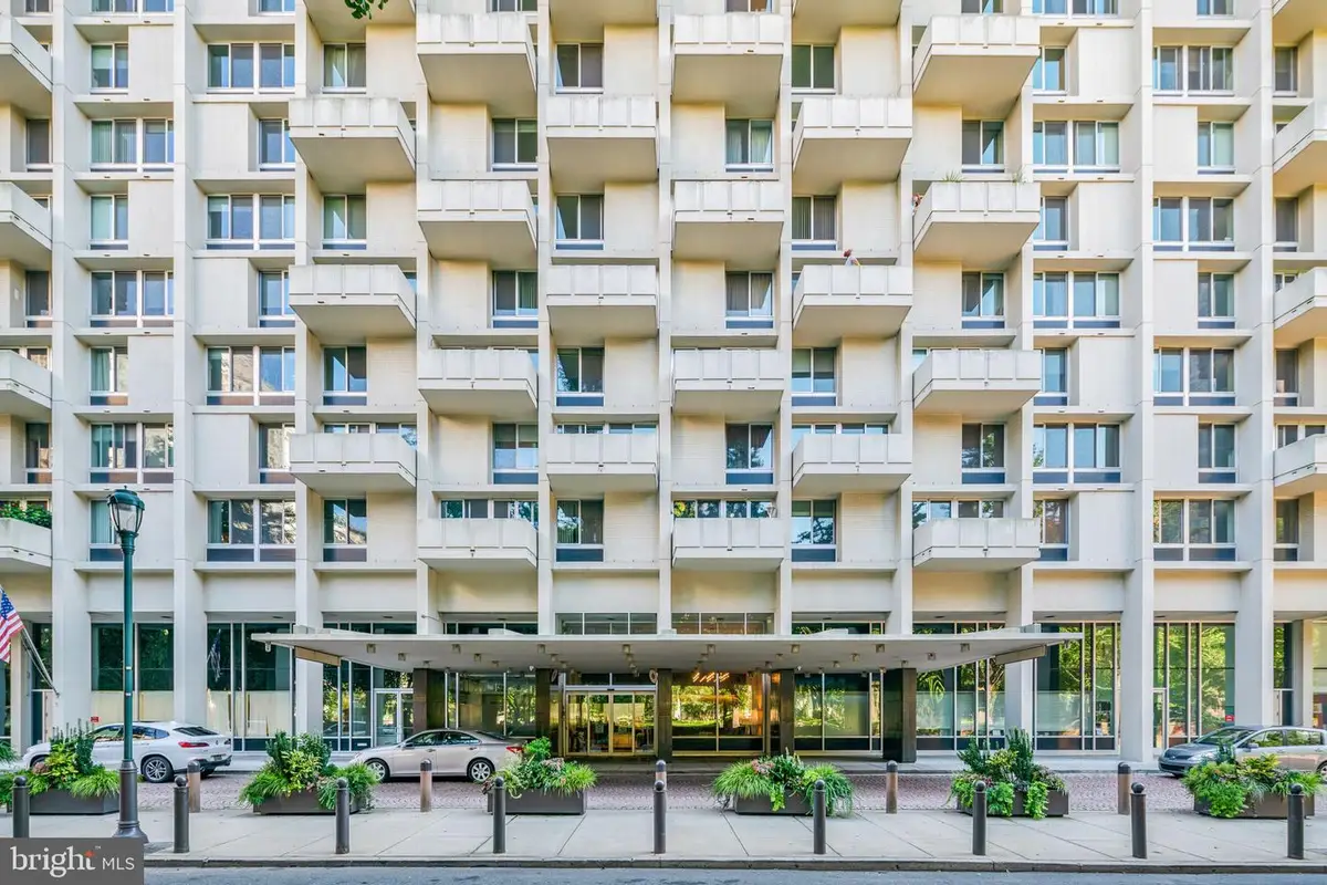 604-36 S Washington Sq #1111, Philadelphia, PA 19106 - Image #1