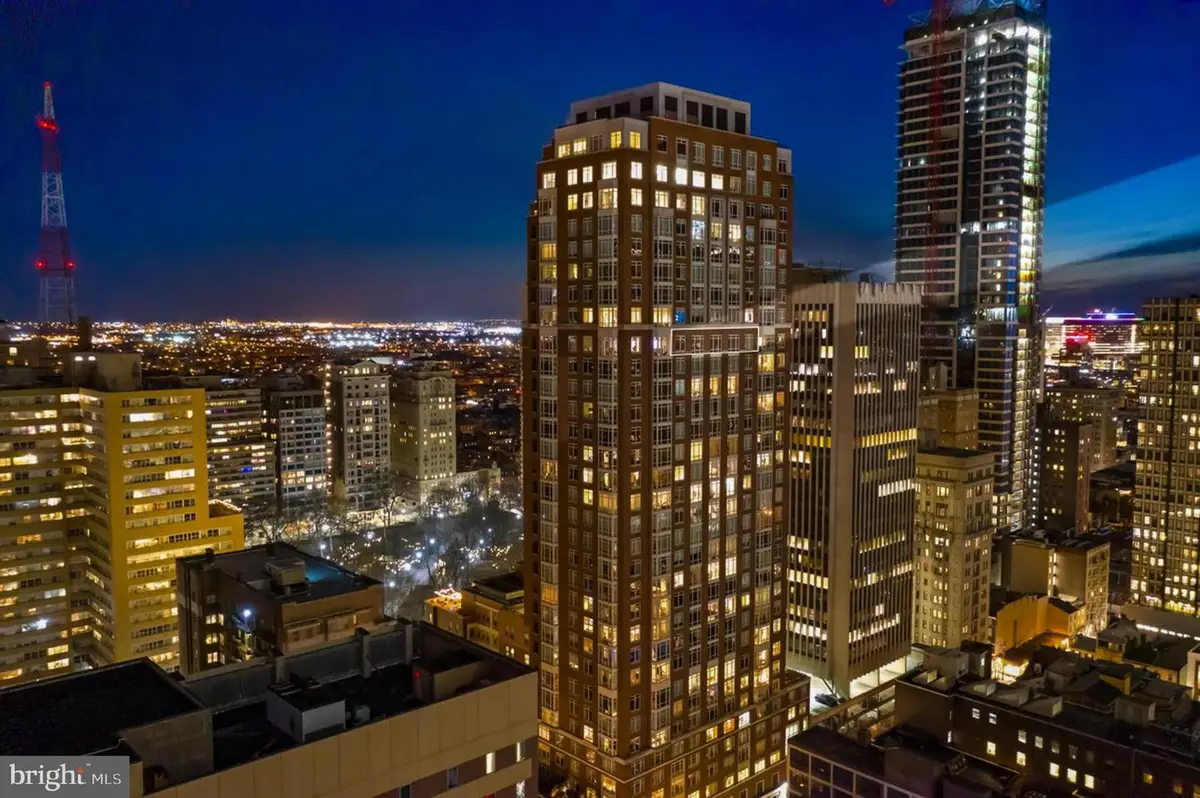 130 S 18th St #2502, Philadelphia, PA 19103 - Image #1