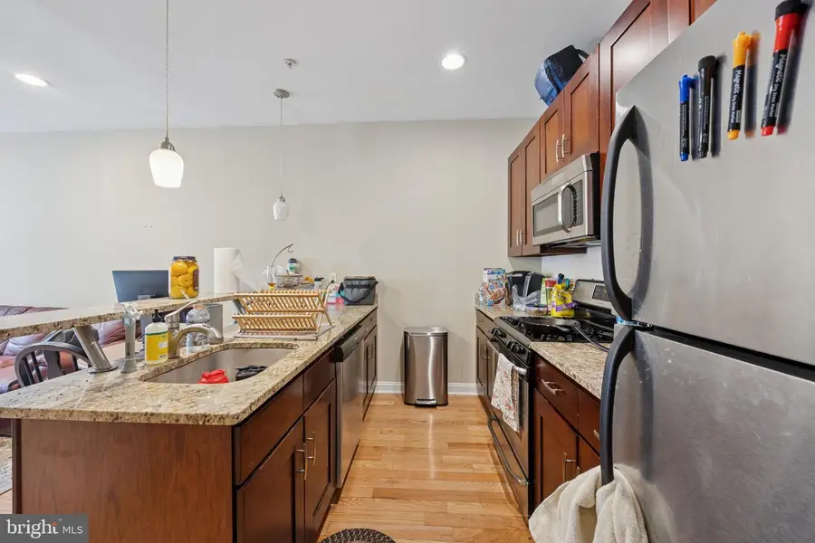 827 Corinthian Ave, Philadelphia, PA 19130 - Image #3