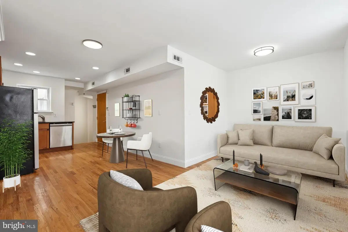 1538 Christian St #2, Philadelphia, PA 19146 - Image #1