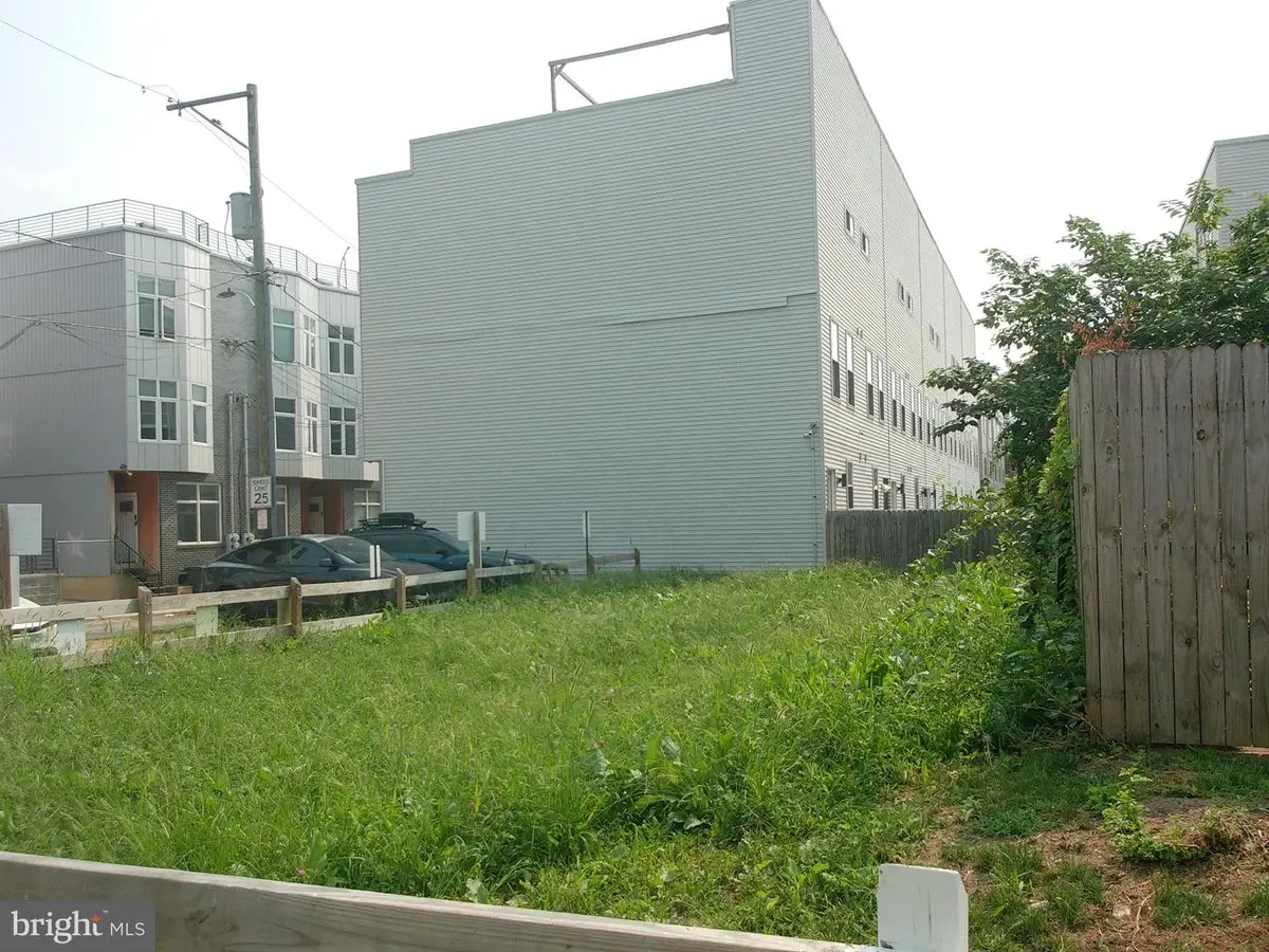 1319 N 18th St, Philadelphia, PA 19121 - Image #1