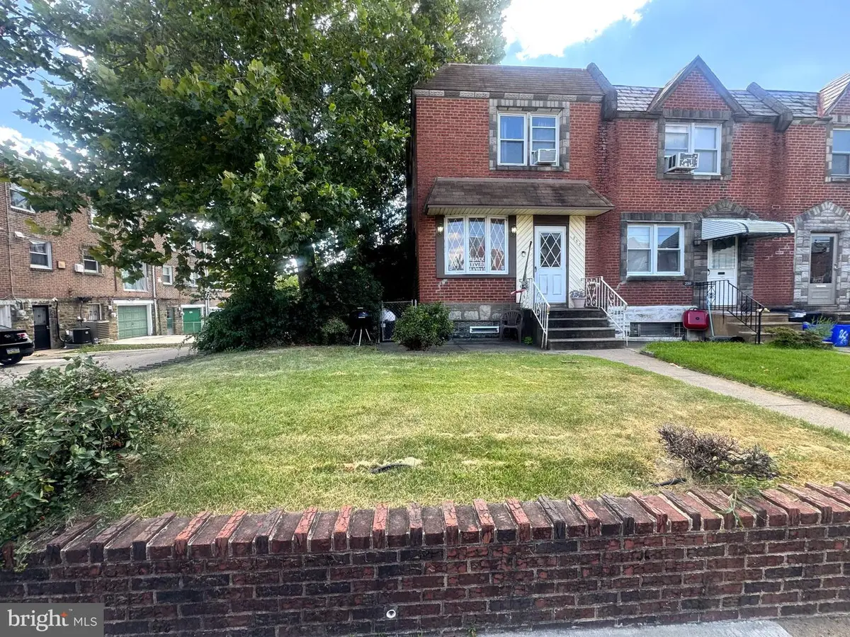 252 Benner St, Philadelphia, PA 19111 - Image #1