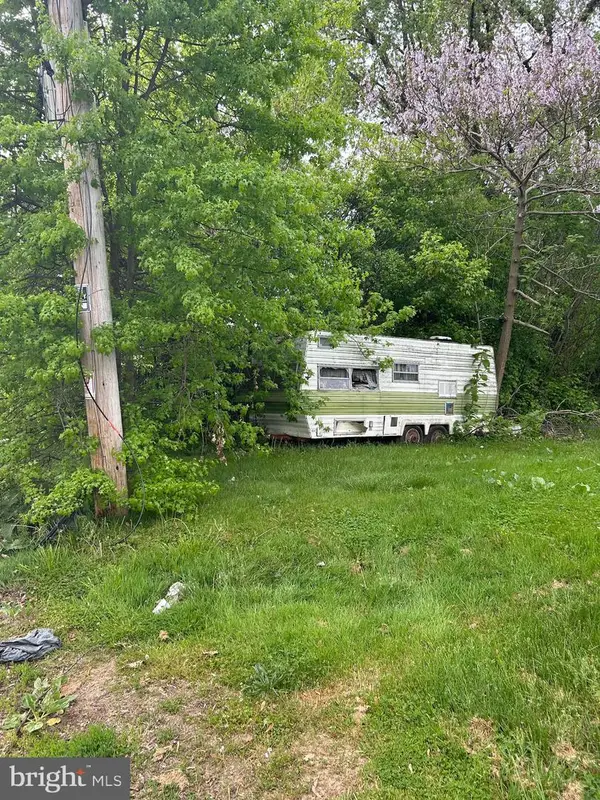 4r & 6 Old Ashton, PHILADELPHIA, PA 19152