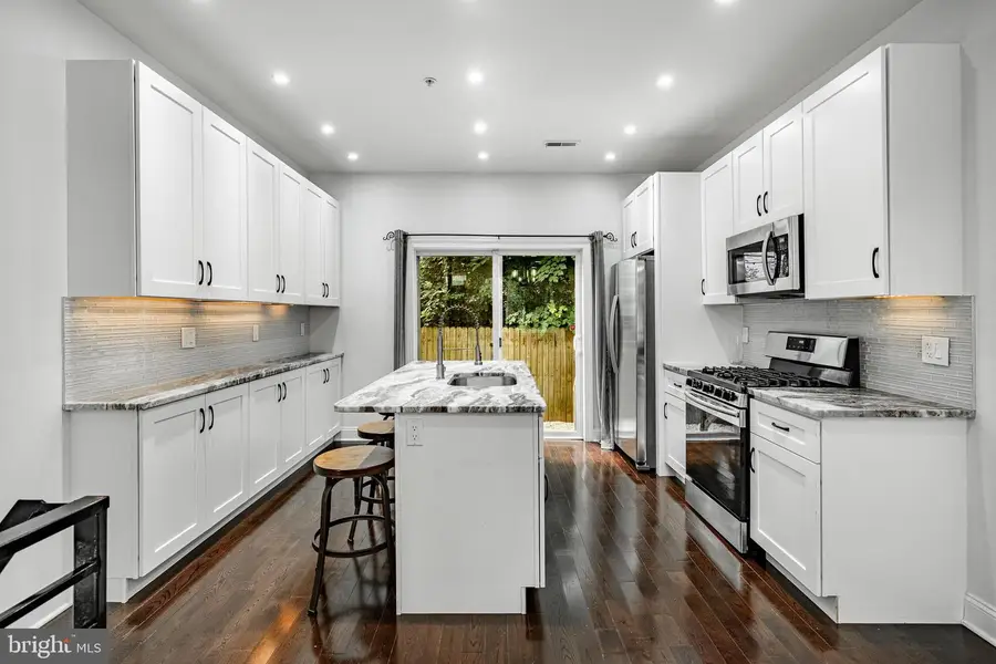 630 Dudley St, Philadelphia, PA 19148 - Image #3