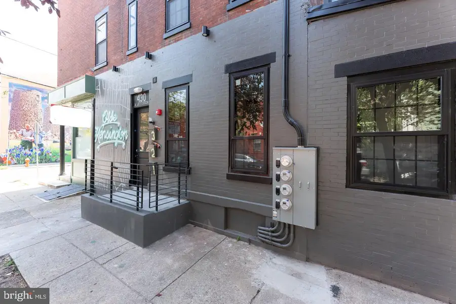 1454 N Lawrence St, Philadelphia, PA 19122 - Image #2