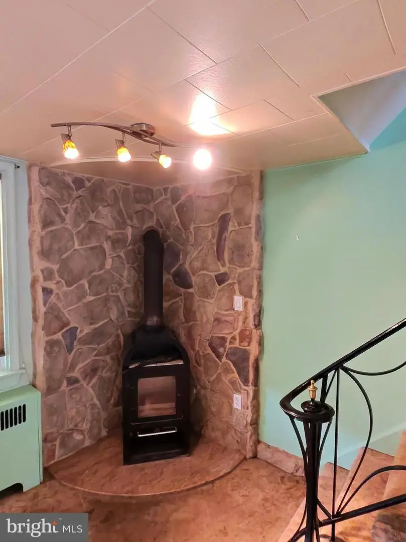 2061 Simon St, Philadelphia, PA 19124 - Image #3