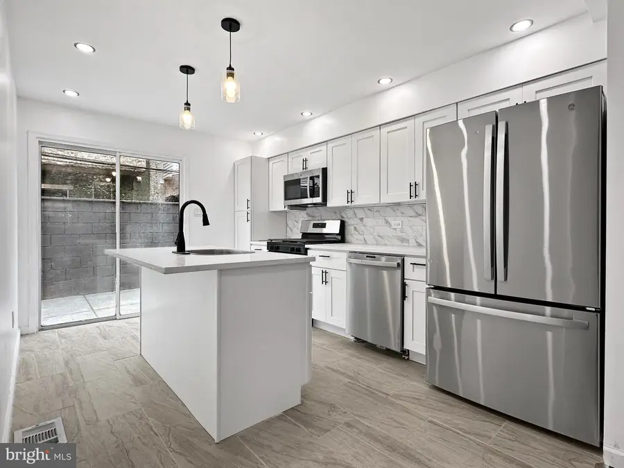 2040 S Norwood St, Philadelphia, PA 19145 - Image #3