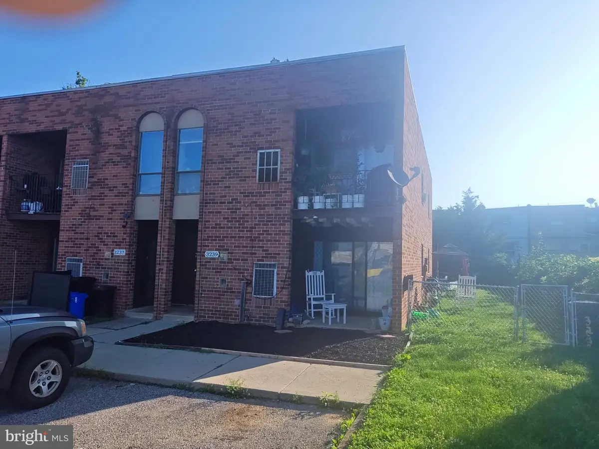 3239 Red Lion Rd, Philadelphia, PA 19114 - Image #1