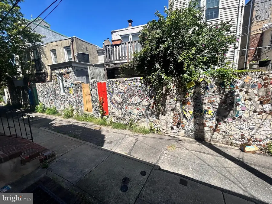 708 Medina St, Philadelphia, PA 19147 - Image #3