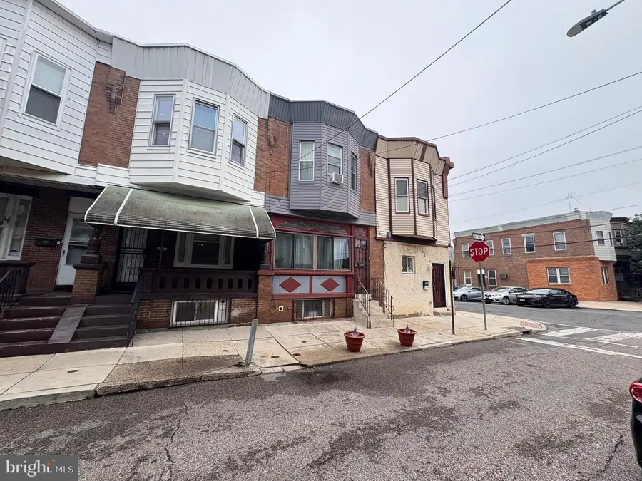 2251 S Hemberger St, Philadelphia, PA 19145 - Image #2