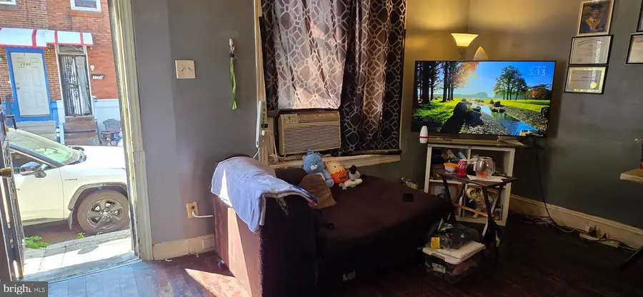 2549 S Fairhill St, Philadelphia, PA 19148 - Image #2