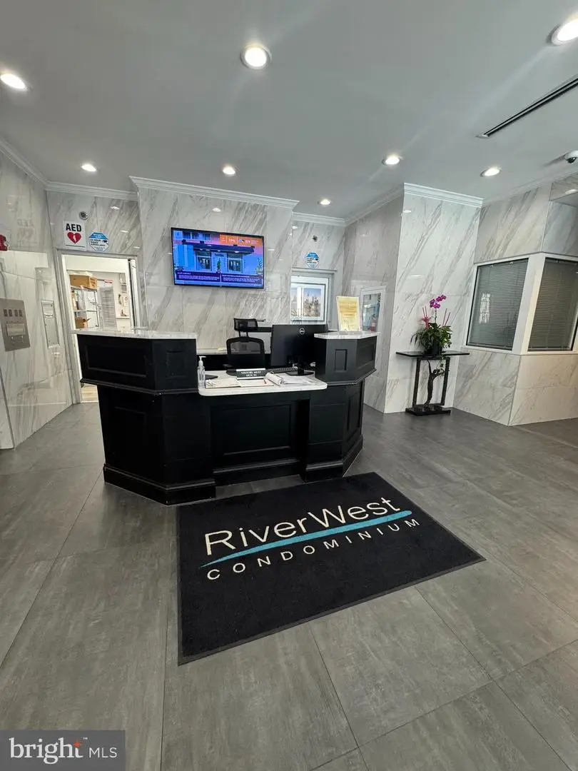 2101-17 Chestnut St #216, Philadelphia, PA 19103 - Image #2