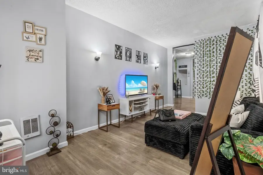 4303 Van Kirk St, Philadelphia, PA 19135 - Image #3