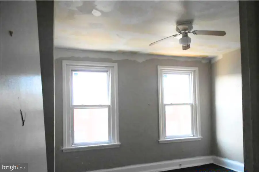 1825 E Albert St, Philadelphia, PA 19125 - Image #2