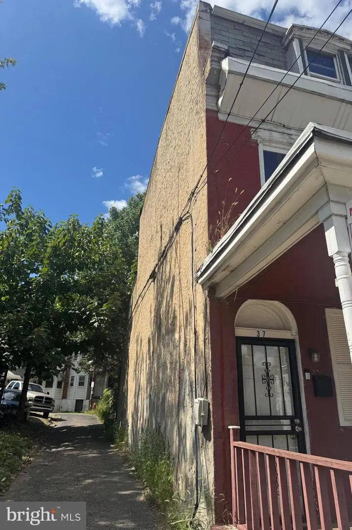 37 W Seymour St, Philadelphia, PA 19144 - Image #2