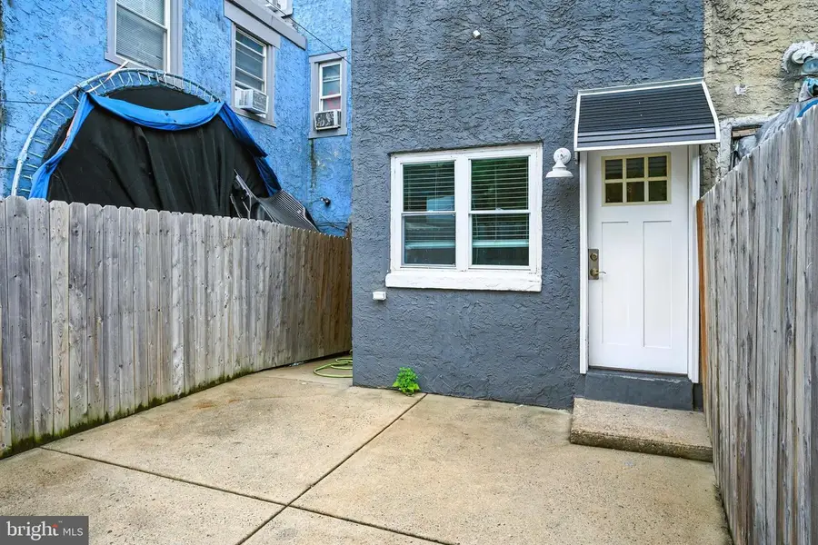 2621 Salmon St, Philadelphia, PA 19125 - #3