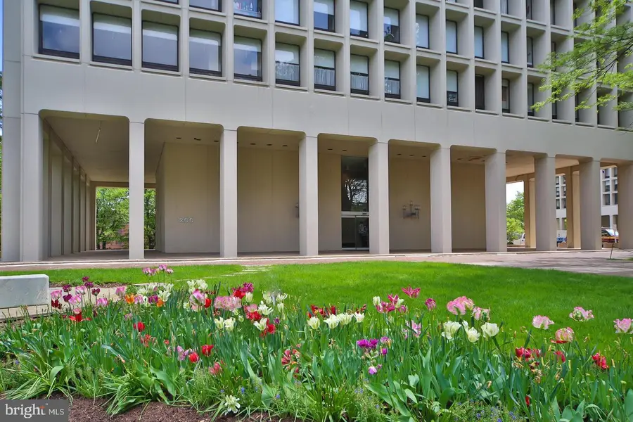 200 Locust St #27f-n, Philadelphia, PA 19106 - Image #2