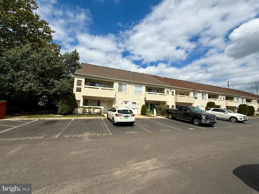 217 Louis Ct #k217, Philadelphia, PA 19114 - Image #2