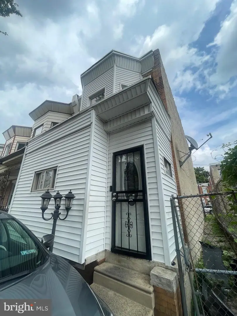 4225 N Sydenham St, Philadelphia, PA 19140 - Image #3