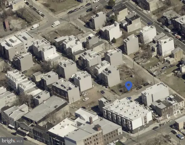 525 Edgley St, PHILADELPHIA, PA 19122