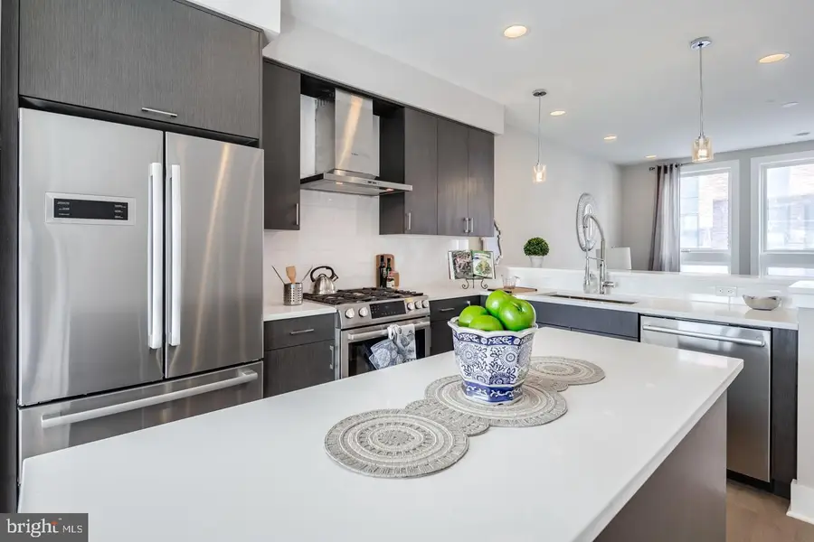 520 Fairmount Ave, Philadelphia, PA 19123 - Image #3