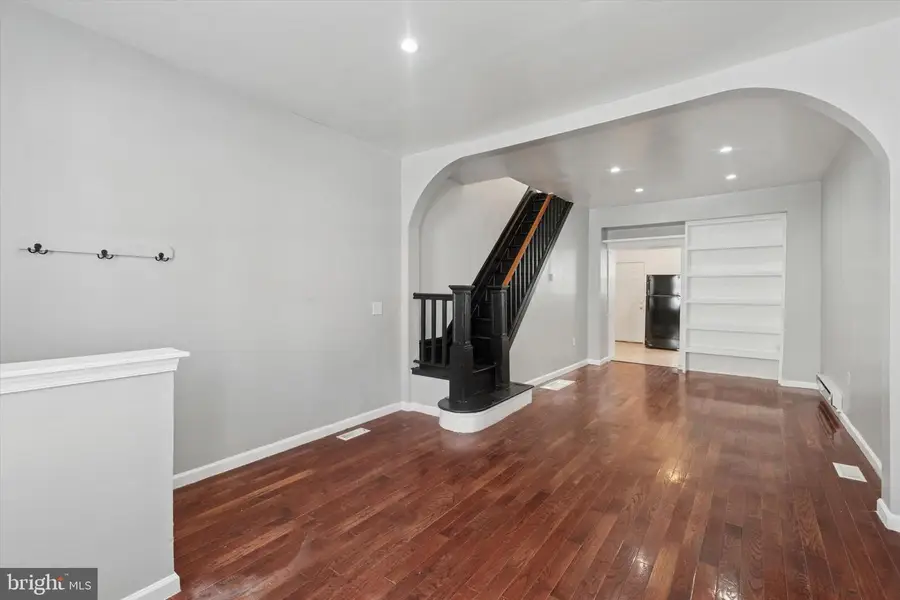 1910 Mcclellan St, Philadelphia, PA 19145 - Image #2