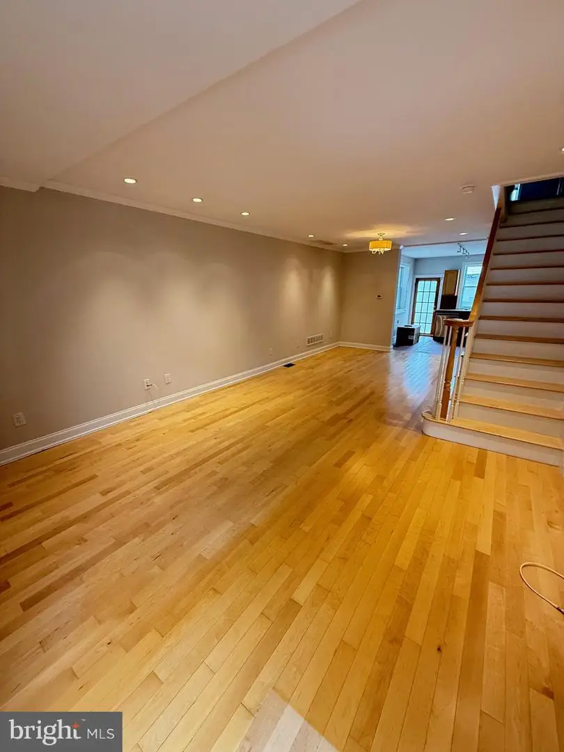 2733 S Cleveland St, Philadelphia, PA 19145 - Image #3