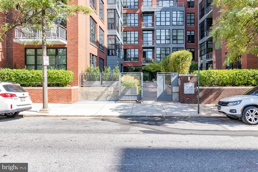 317 - 319-00 Vine St #308, Philadelphia, PA 19106 - Image #2