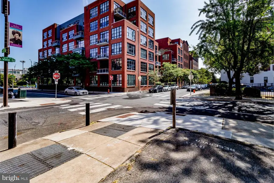 317 - 319-00 Vine St #308, Philadelphia, PA 19106 - Image #3