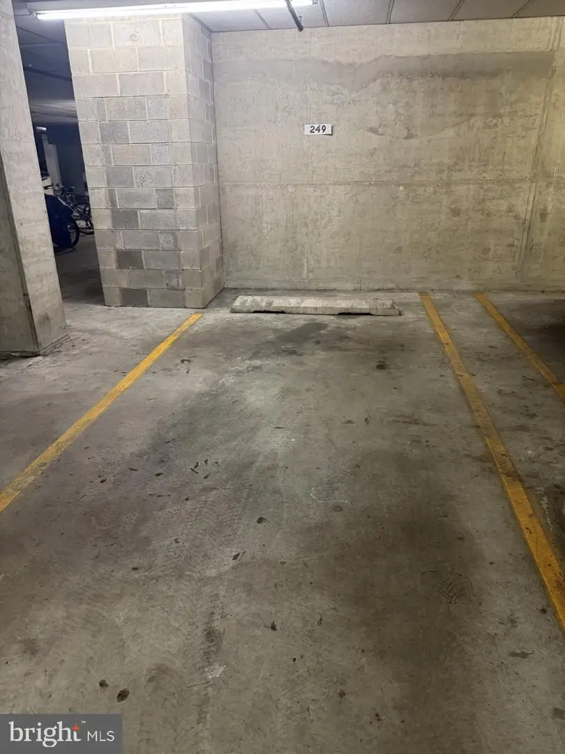 2018-32 Walnut St #g249, Philadelphia, PA 19103 - Image #3