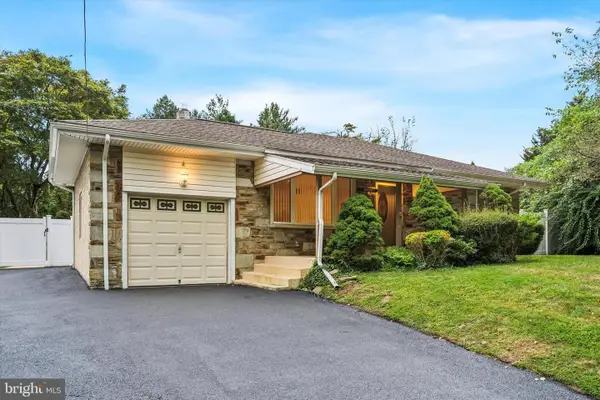 13441 Trevose Rd, PHILADELPHIA, PA 19116