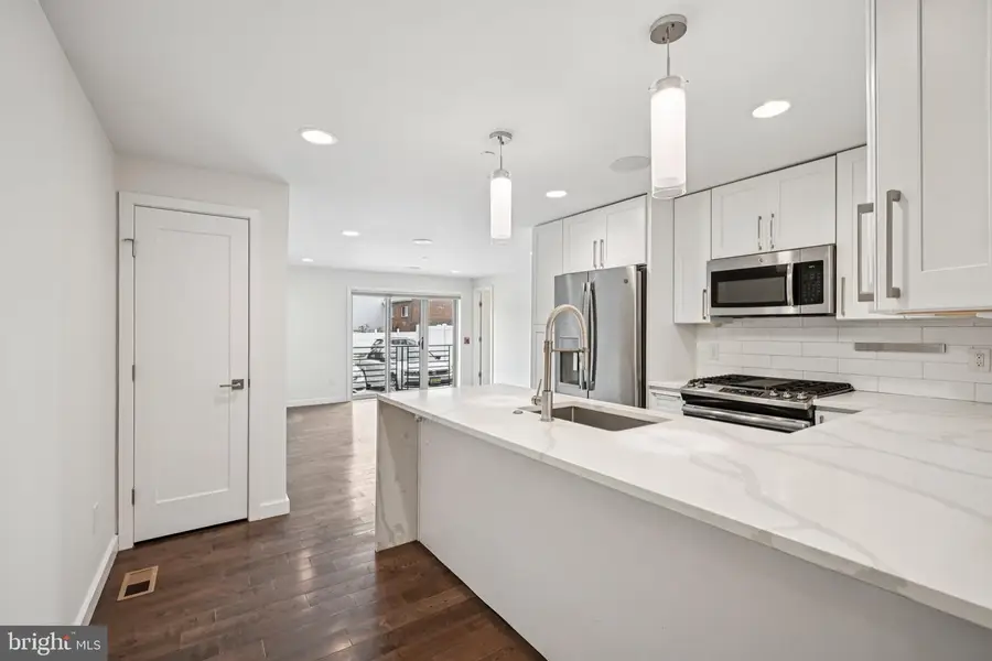 753-55 N 20th St #1, Philadelphia, PA 19130 - Image #2