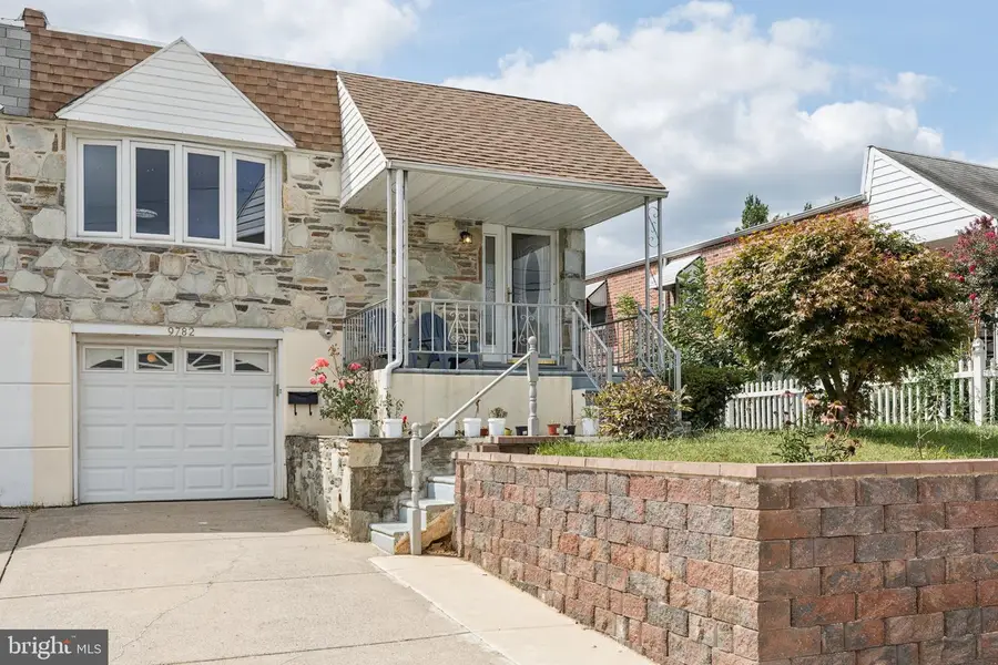 9782 Clark St, Philadelphia, PA 19115 - Image #2