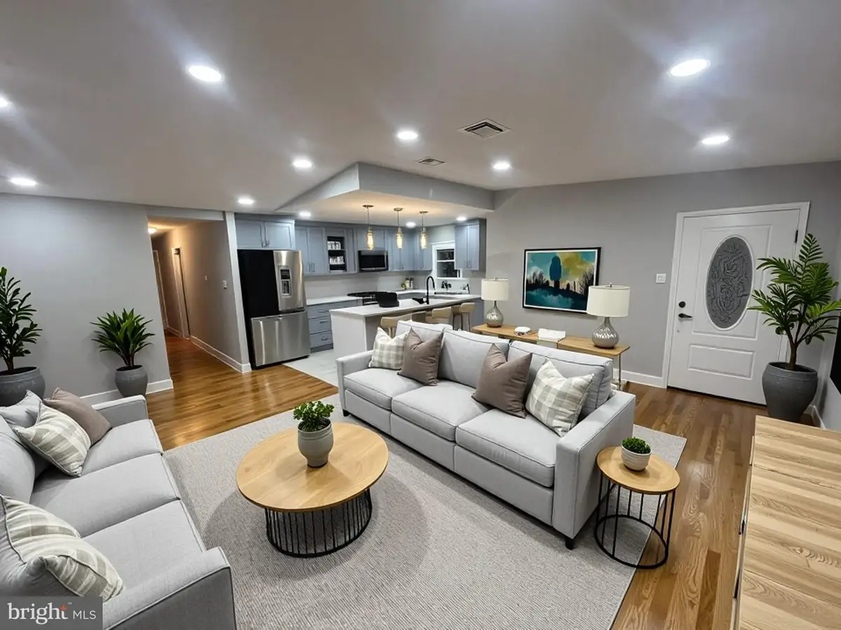 7821 Anita Dr, Philadelphia, PA 19111 - Image #1